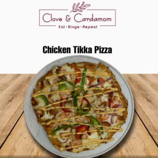 Tikka Naan Pizza with Chicken
